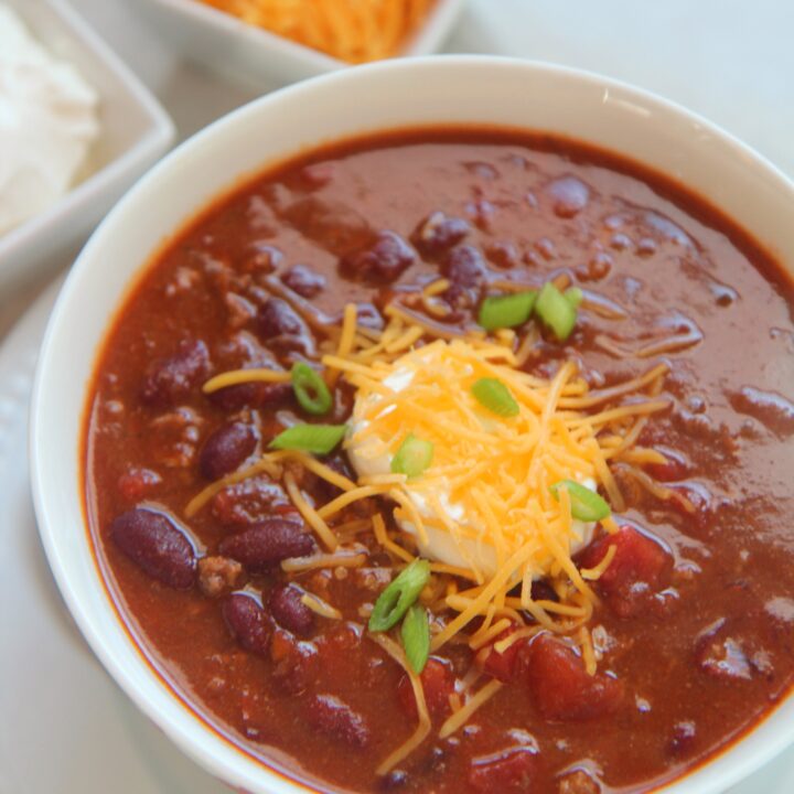 Homemade Chili Recipe (Super Delicious and Easy) Cooked by Julie