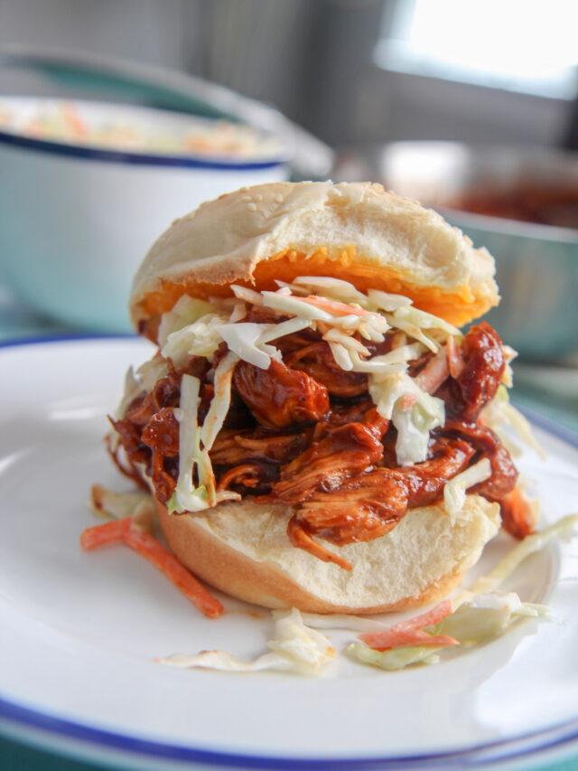 BBQ Pulled Chicken Sandwiches - Cooked by Julie