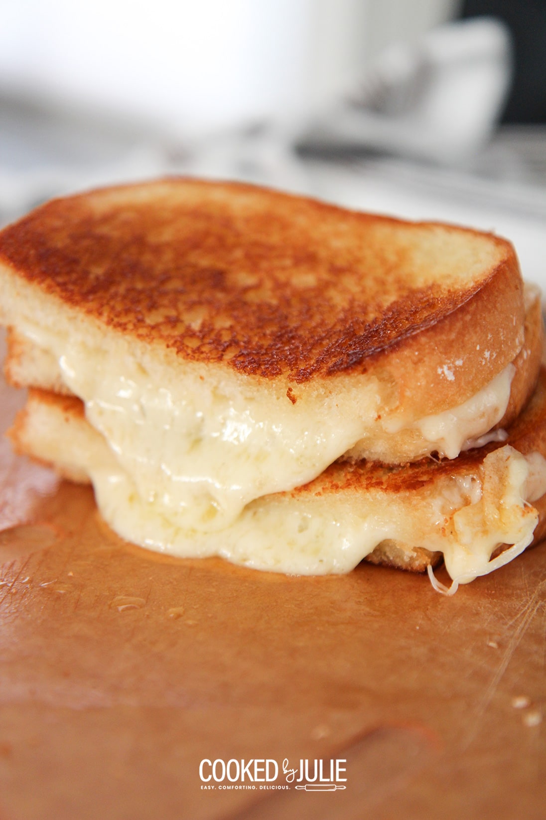 https://www.cookedbyjulie.com/wp-content/uploads/2019/11/grilled-cheese-one.jpg