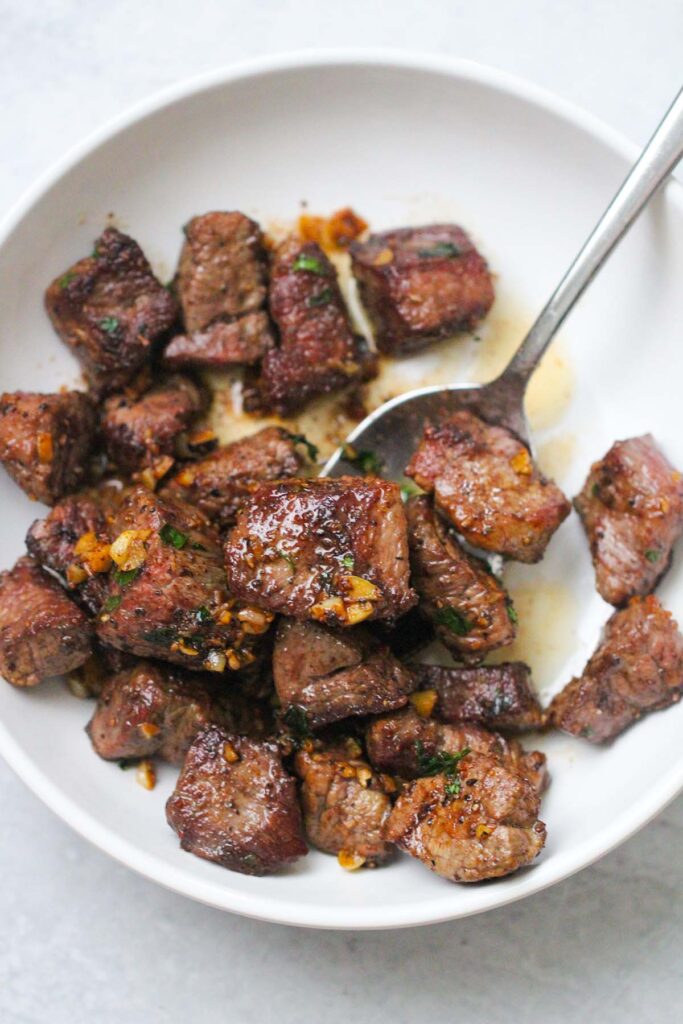 Garlic Butter Steak Tips (Super Easy) Cooked by Julie