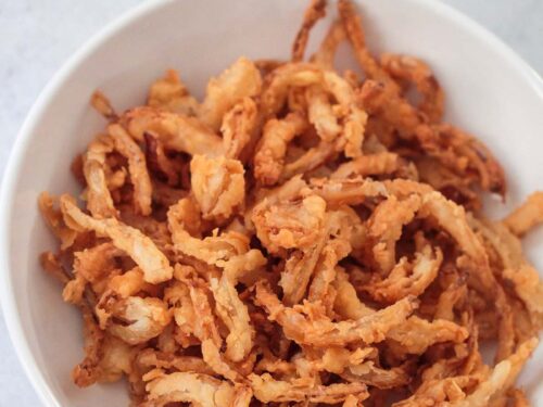 https://www.cookedbyjulie.com/wp-content/uploads/2022/02/French-fried-onions-one-500x375.jpg