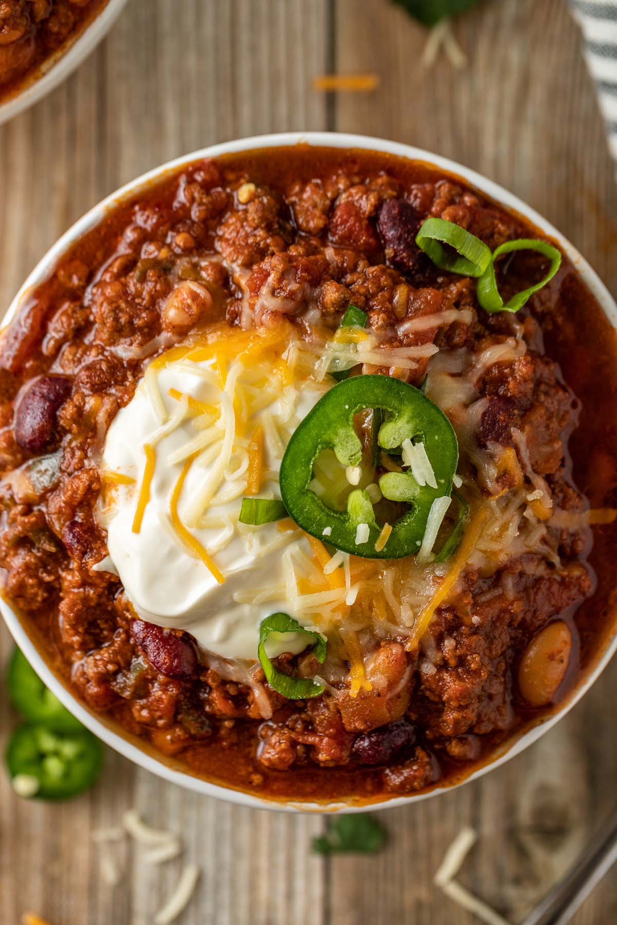 https://www.cookedbyjulie.com/wp-content/uploads/2022/05/crockpot-chili-two.jpg